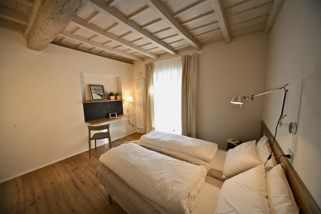 32 Bnb Camerecaffe Pavia Ruang foto