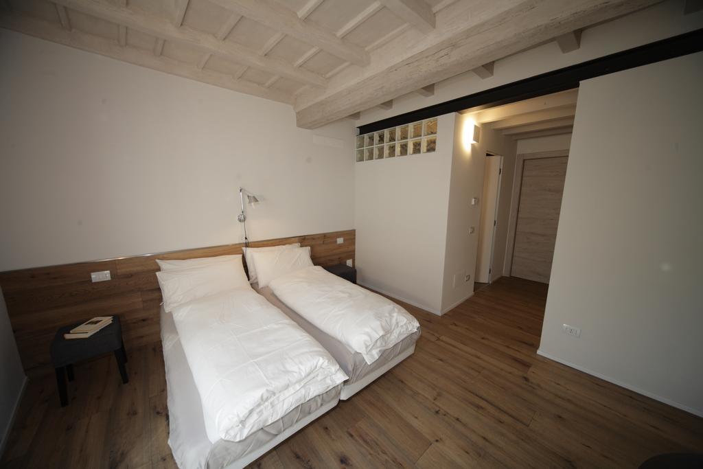 32 Bnb Camerecaffe Pavia Ruang foto