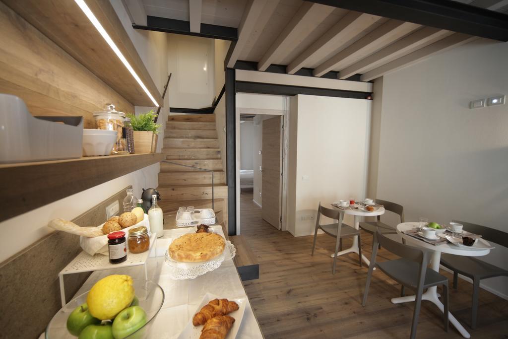 32 Bnb Camerecaffe Pavia Bagian luar foto